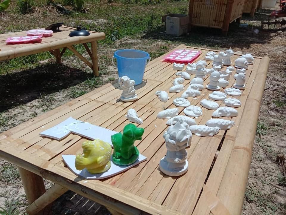 Raina Bualuang Cafe & Farm Stay Ban Na No Exterior photo