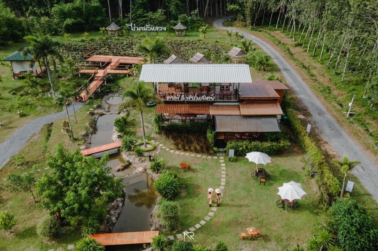 Raina Bualuang Cafe & Farm Stay Ban Na No Exterior photo
