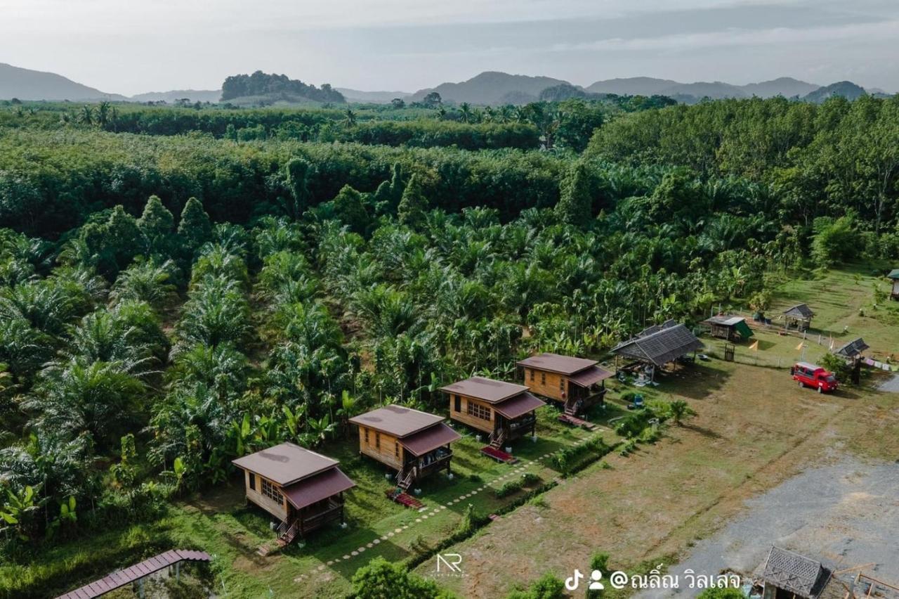 Raina Bualuang Cafe & Farm Stay Ban Na No Exterior photo